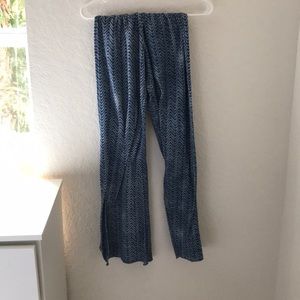 Blue and white yoga pants